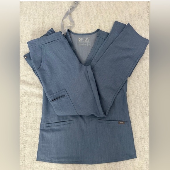 Figs Tops Figs Heather Indigo Womens Scrub Set Side Xxs Poshmark